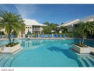 5800 Glencove Dr. #202, Naples, FL