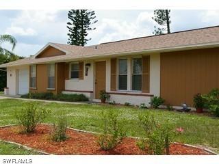 4875 Tahiti Ln., Naples, FL 34112