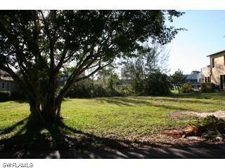 11 Sand Dollar Ln., Naples, FL 34103