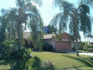 82 Erie Dr., Naples, FL 34110