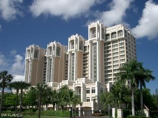 7117 Pelican Bay Blvd. #406, Naples, FL 34108