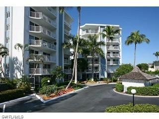 1300 Gulf Shore Blvd. #209, Naples, FL