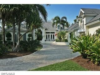 26080 Mandevilla Dr., Bonita Springs, FL 34134