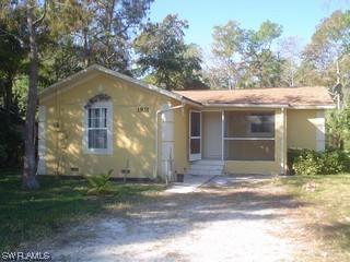 1931 Della Dr., Naples, FL 34117