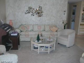 538 Charlemagne Blvd., Naples, FL 34112