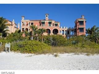7607 Bay Colony Dr., Naples, FL 34108