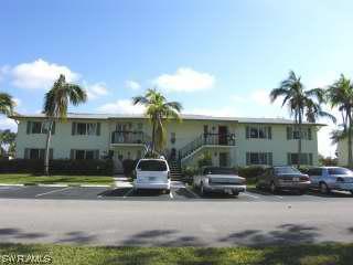 272 Winners Cir. #4, Naples, FL 34112