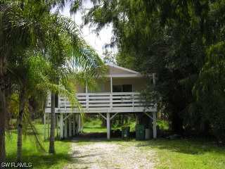 2410 2nd Ave., Naples, FL 34120