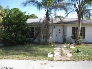 120 12th St., Naples, FL 34120