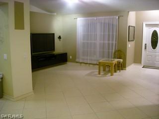 571 11th St., Naples, FL 34117