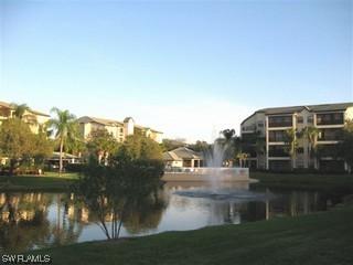 178 Vintage Cir. #M-202, Naples, FL 34119