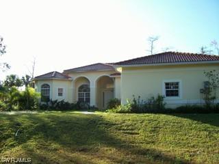 390 12th Ave., Naples, FL 34120