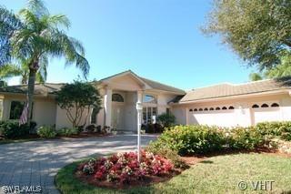 402 Charleswood Ln., Naples, FL