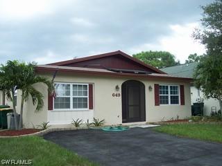 649 109th Ave., Naples, FL 34108