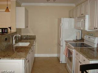 2662 Fountain View Ln. #202, Naples, FL