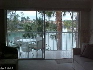 2372 Hidden Lake Dr. #802, Naples, FL