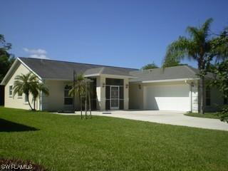 252 Willoughby Dr., Naples, FL 34110
