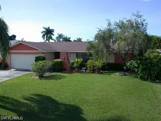 122 Debron Dr., Naples, FL 34112