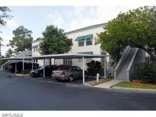 523 Clubside Dr., Naples, FL