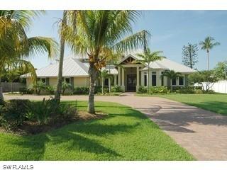 664 Yucca Rd., Naples, FL