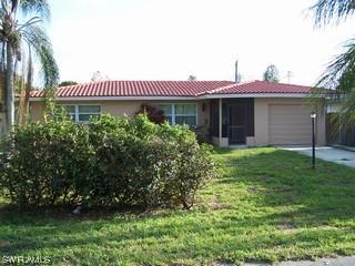 4276 22nd Ave., Naples, FL 34116