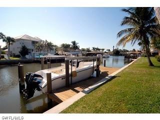 378 Seabee Ave., Naples, FL 34108