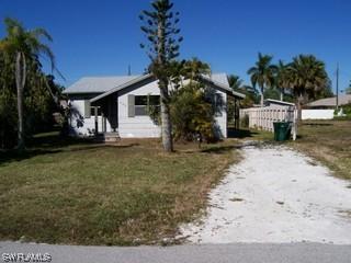 763 94th Ave., Naples, FL 34108