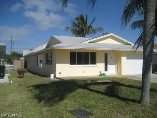 533 98th Ave., Naples, FL 34108