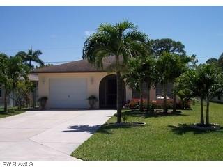 688 106th Ave., Naples, FL 34108