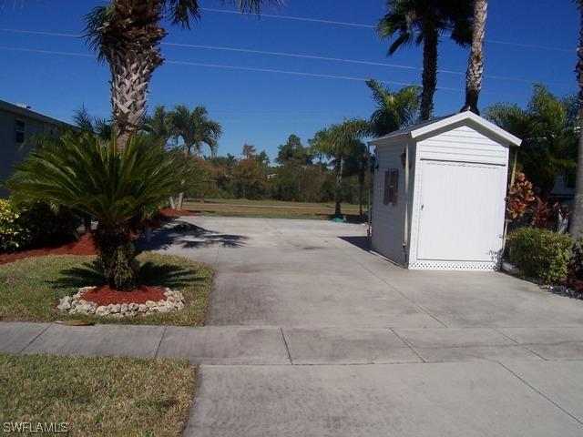 1587 Diamond Lake Cir., Naples, FL