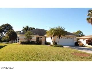 1100 Cooper Dr., Naples, FL 34103