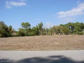65 Mahogany Dr., Naples, FL 34108