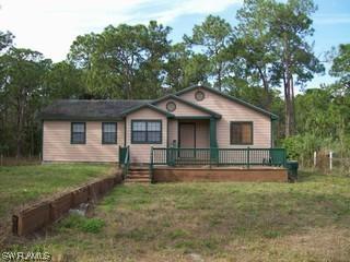 2095 Della Dr., Naples, FL 34117