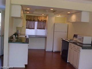 5709 Gage Ln. #101, Naples, FL