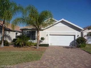 392 Mallory Ct., Naples, FL