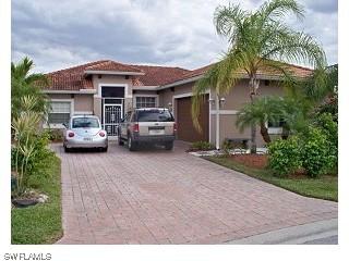 2942 Inlet Cove Ln., Naples, FL 34120