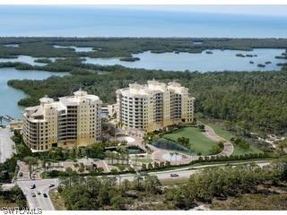 13675 Vanderbilt Dr. #PH 1009, Naples, FL 34110