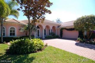 2318 Cheshire Ln., Naples, FL 34109