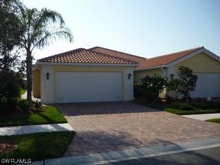 8233 Xenia Ln., Naples, FL 34114