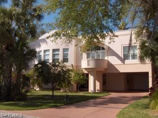 565 16th Ave., Naples, FL
