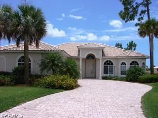 3732 Ashley Ct., Naples, FL 34116