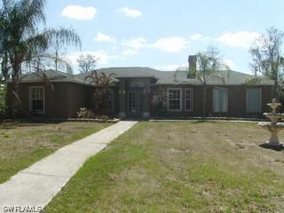 3240 22nd Ave., Naples, FL 34120