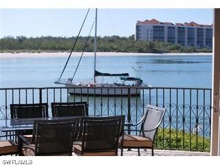 24 Pelican St., Naples, FL 34113