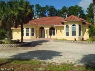 3980 7th Ave., Naples, FL 34119