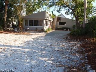 738 103rd Ave., Naples, FL 34108