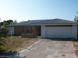 4340 22nd Pl., Naples, FL 34116