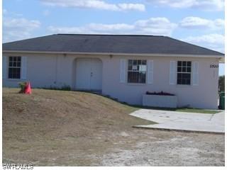 2520 41st Ave., Naples, FL 34120
