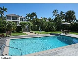 725 18th Ave., Naples, FL 34102