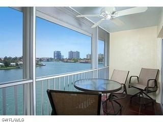 300 Park Shore Dr. #4F, Naples, FL 34103