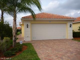 8089 Xenia Ln., Naples, FL 34114